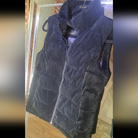 ZeroXposur Jackets & Blazers - VELVET VEST